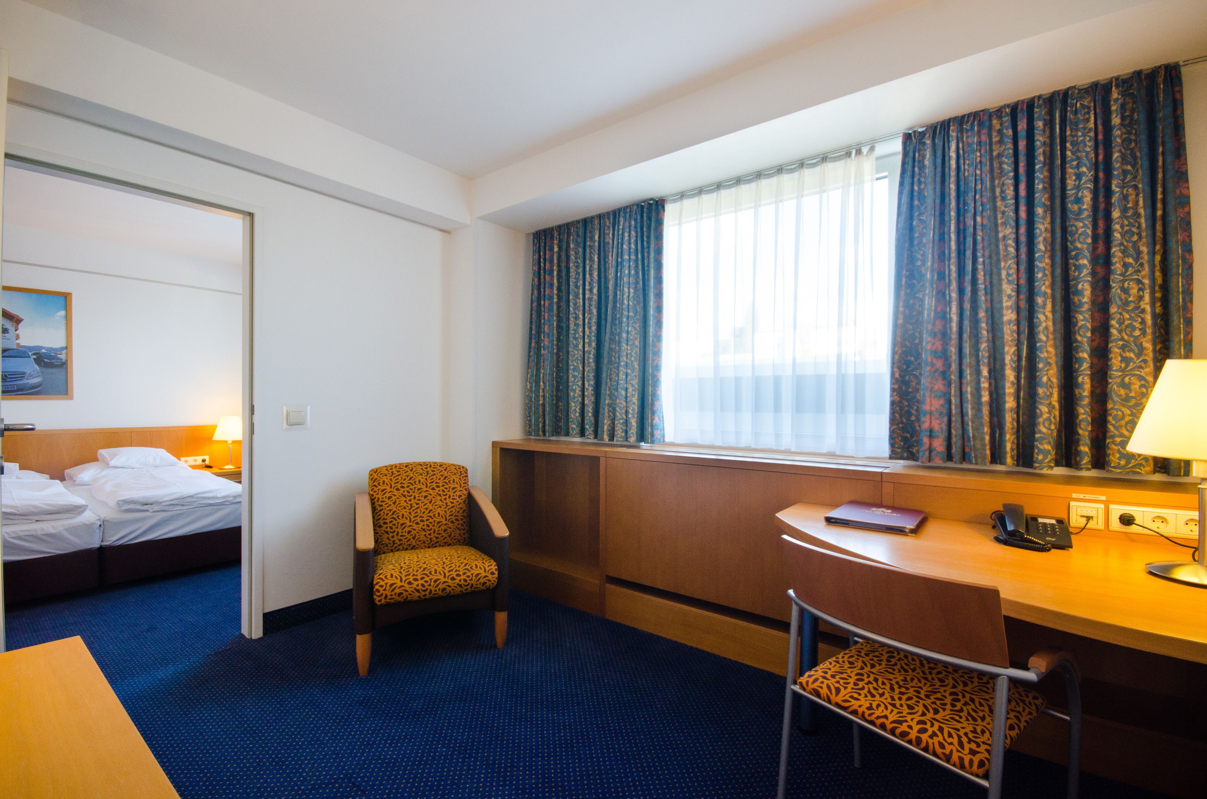 junior suite | 1 bedroom, premium bedding, minibar, in-room safe