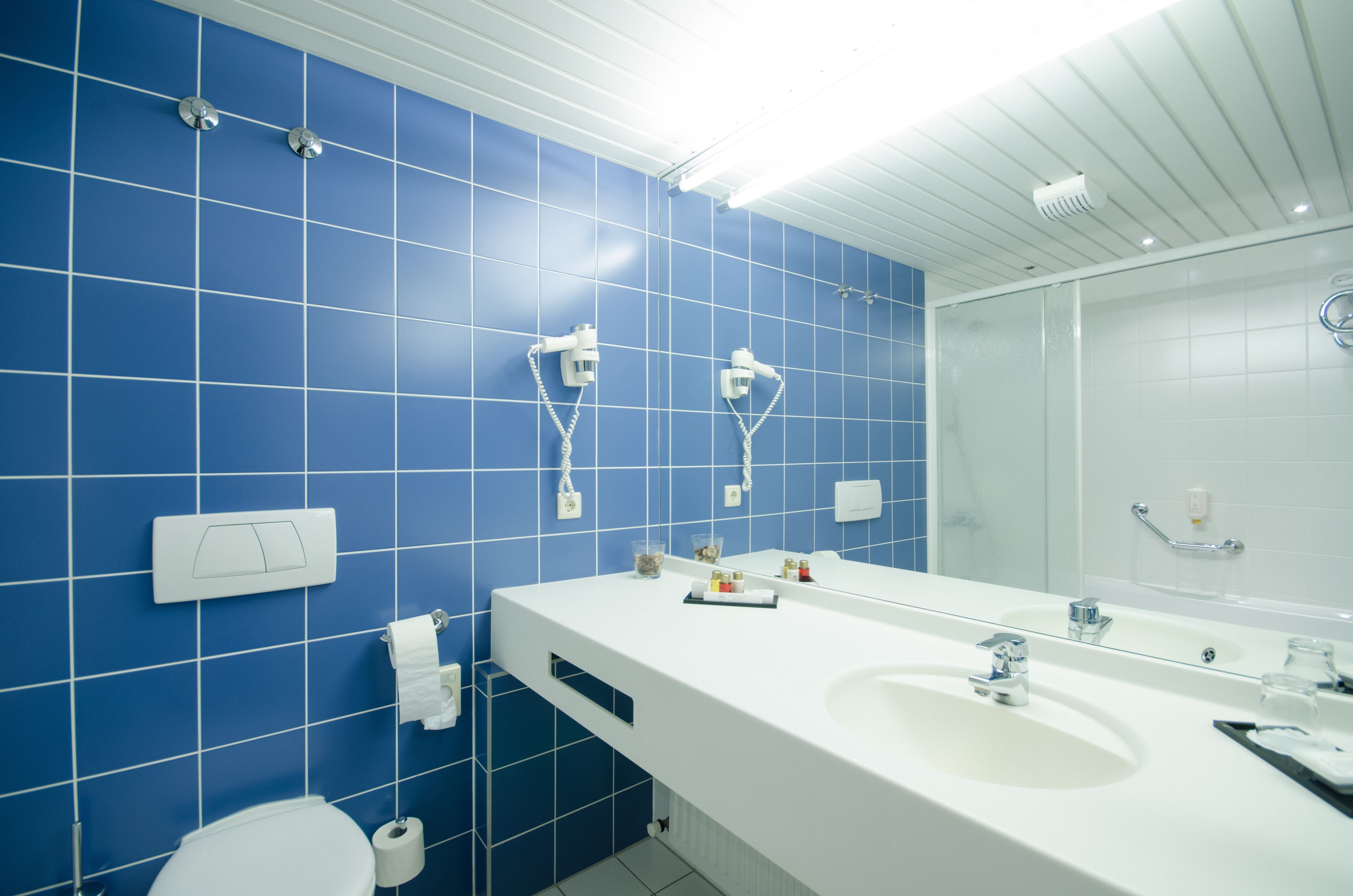 double room | bathroom | bathtub, deep-soaking bathtub, free toiletries, hair dryer