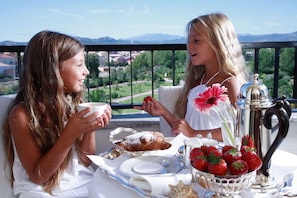 Doppia Superior, 1 letto matrimoniale, balcone, con vista parco o mare | Kameruitzicht