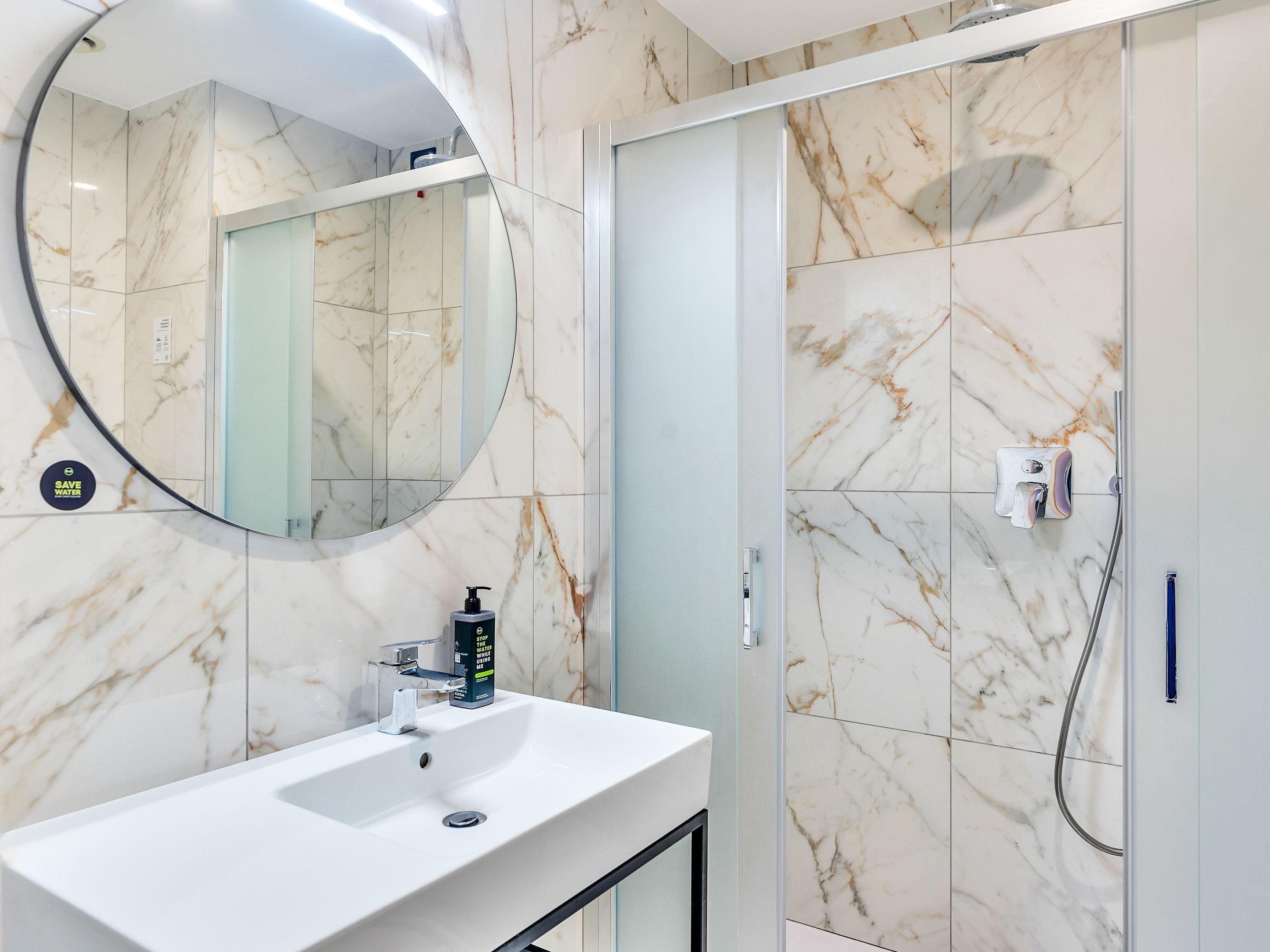 Photo - B&B Hotel Milano Aosta