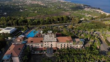 Facciata della struttura