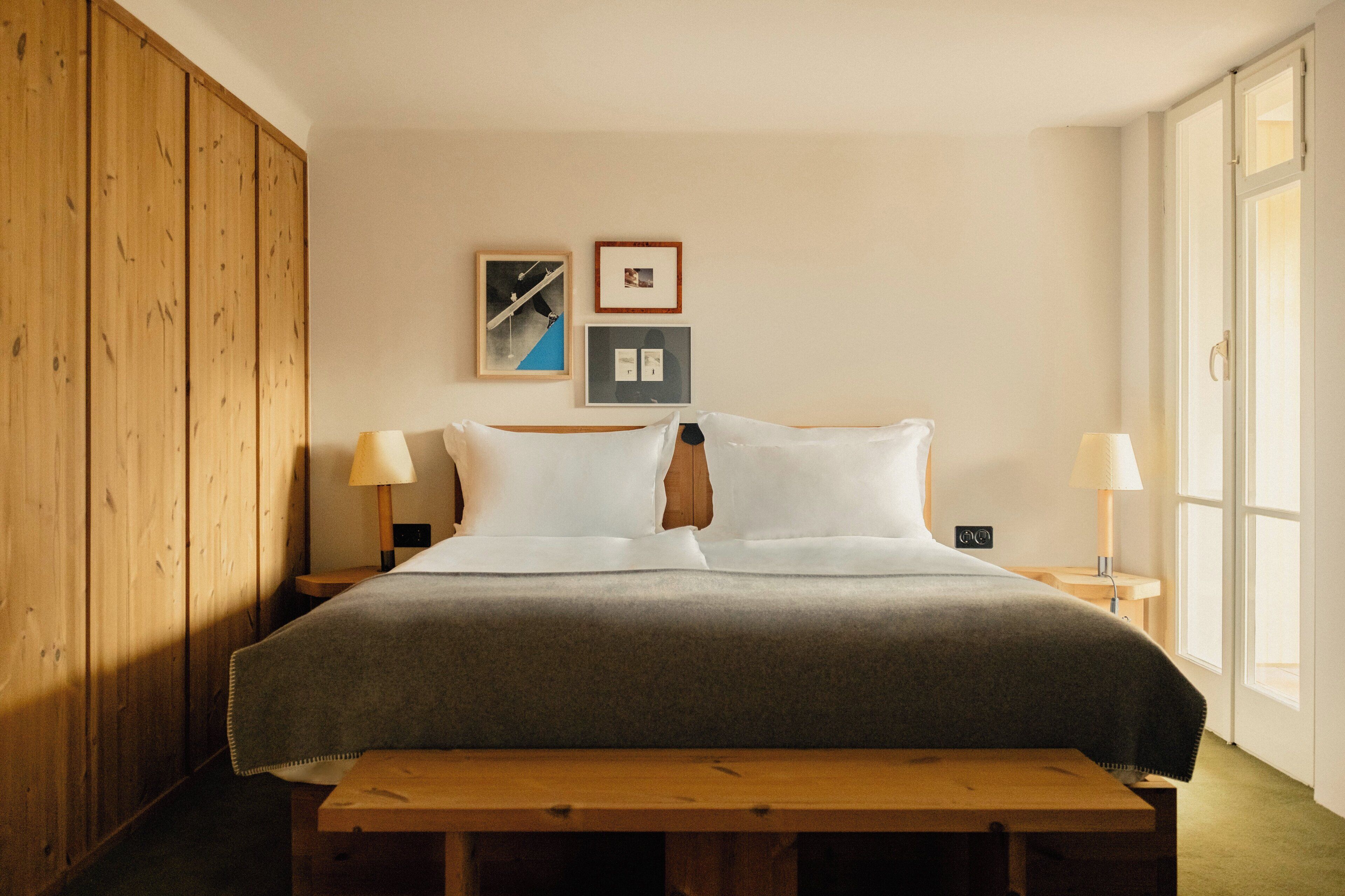 Familie suite | Luxe beddengoed, pillowtop-bedden, een minibar, een kluis op de kamer