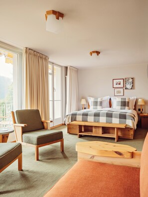 Ropa de cama de alta calidad, camas con pillow-top y minibar 