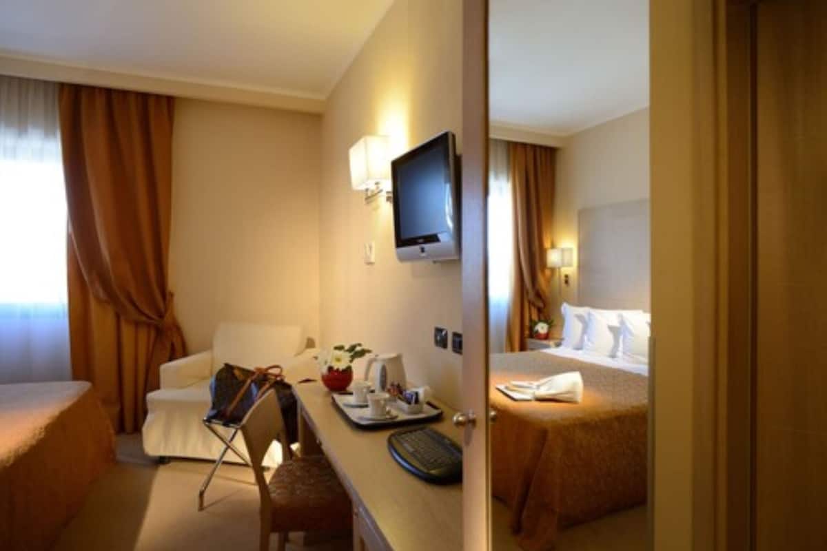 20-inch flat-screen tv with satellite channels, tv, first-run films