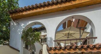 Argos Hotel