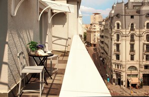 Suite, 1 King Bed, Balcony | Balcony view - Zeus Essence Bucharest Central (Bucharest)