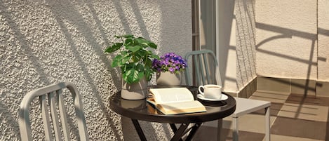 Suite, 1 King Bed, Balcony | Balcony