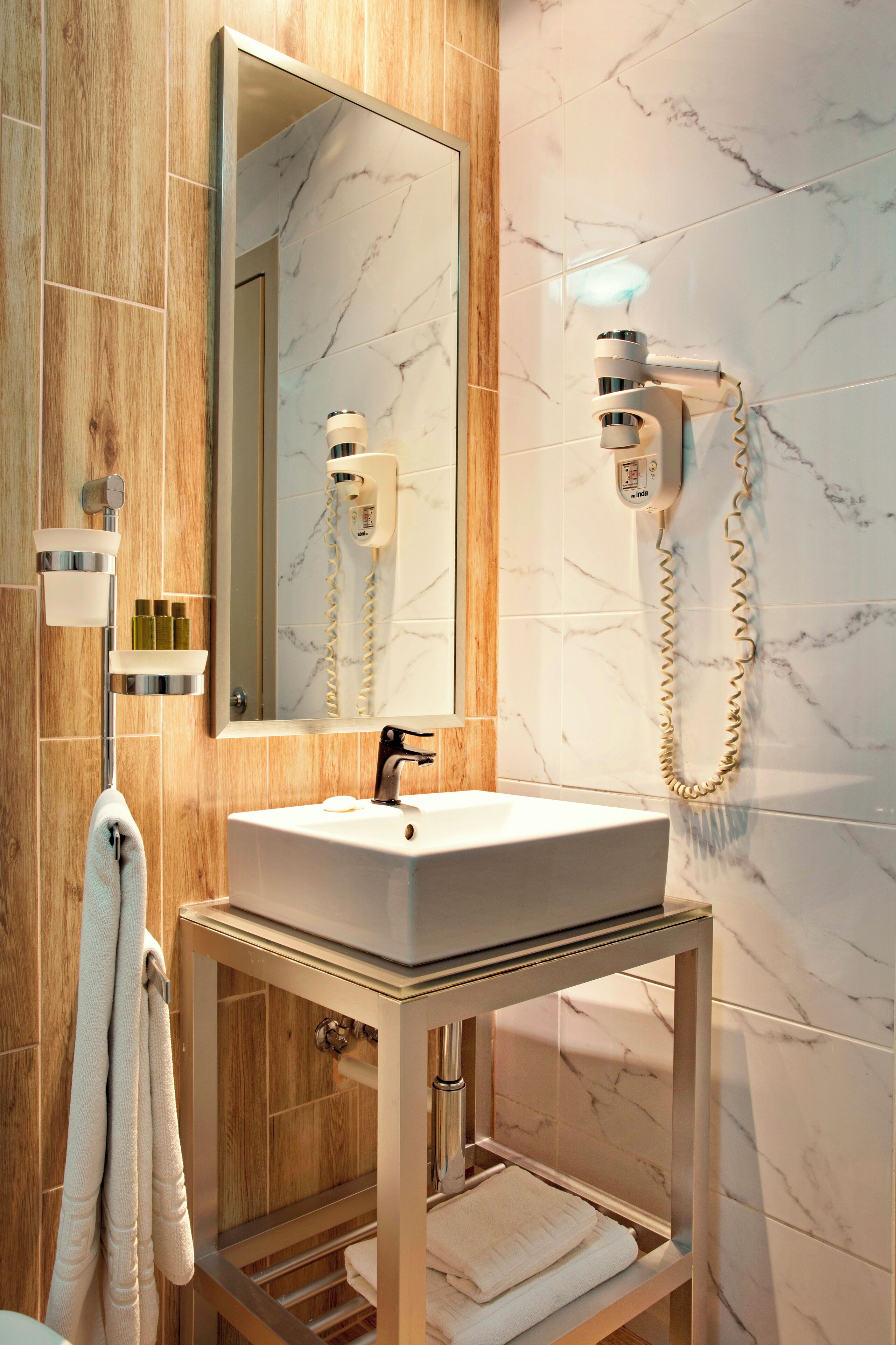 Foto - Zeus Essence Bucharest Central