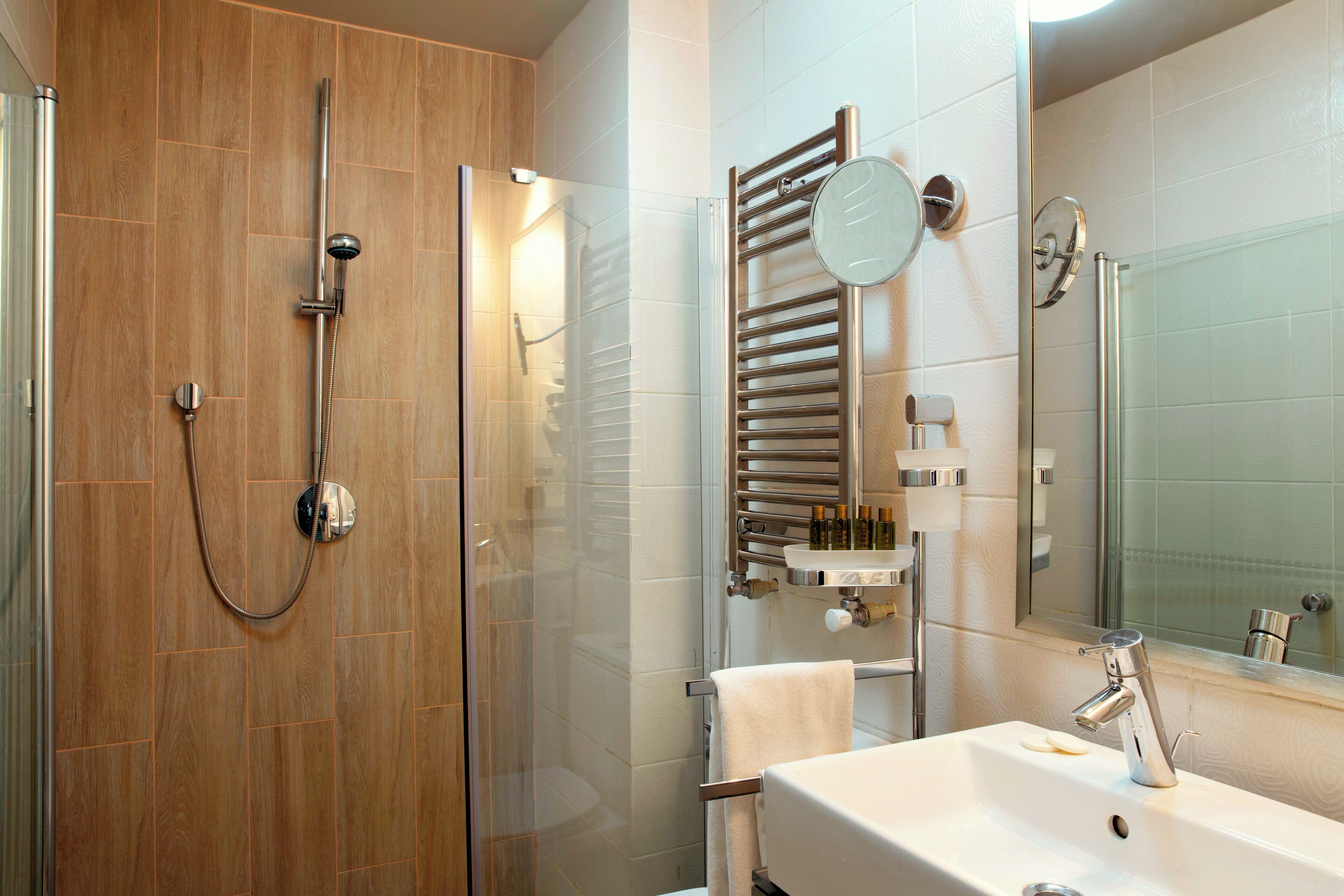 Foto - Zeus Essence Bucharest Central