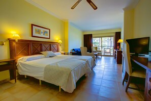 셀렉트 컴포트 침대, 미니바, 객실 내 금고, 책상