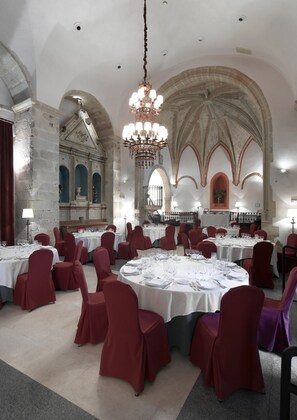 Banquet hall - Parador de Trujillo (Trujillo)