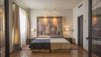 1 slaapkamer, luxe beddengoed, een minibar, een kluis op de kamer