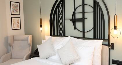 Hotel Opera by ZEUS International