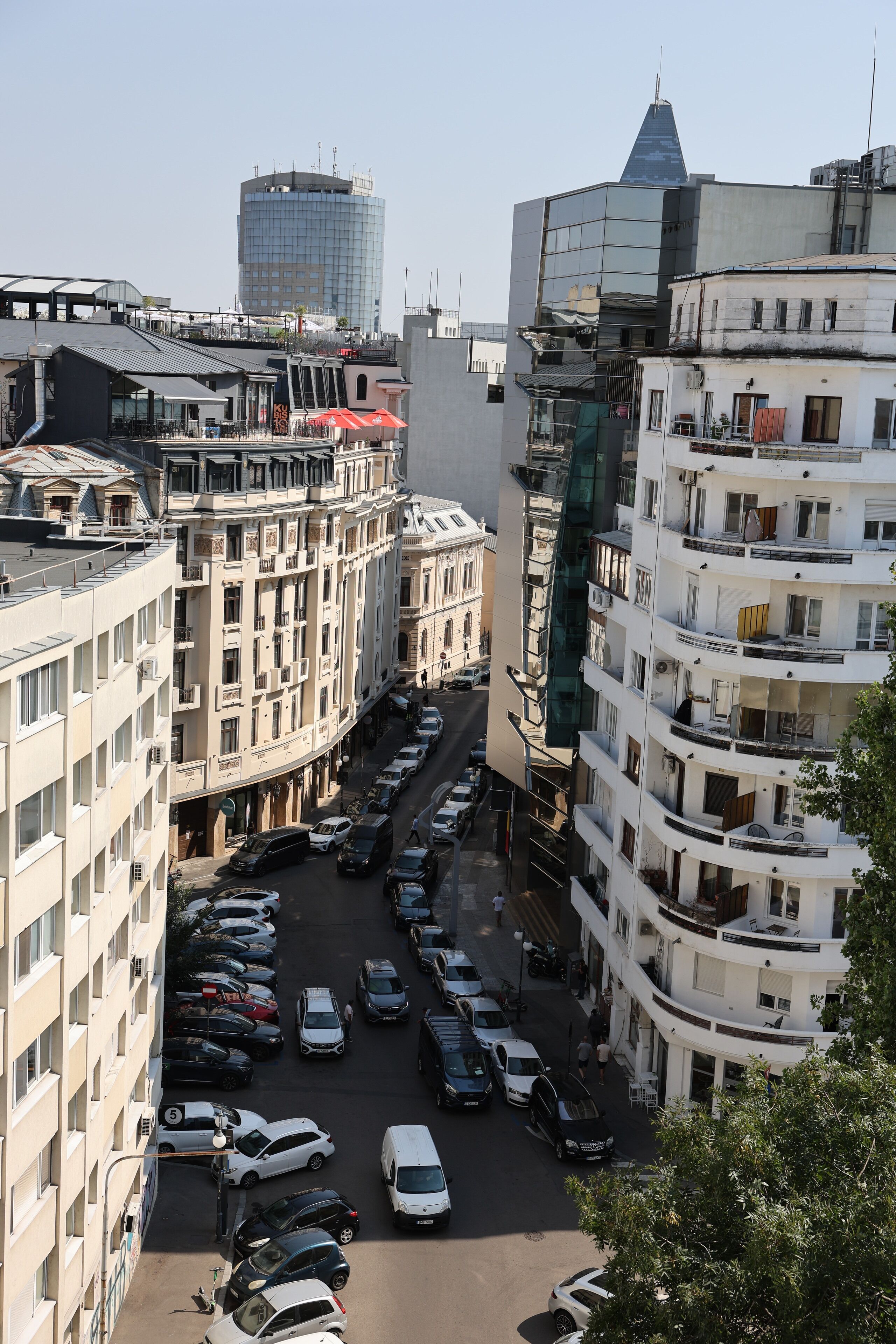 executive double room | minibar, in-room safe, desk, free wifi