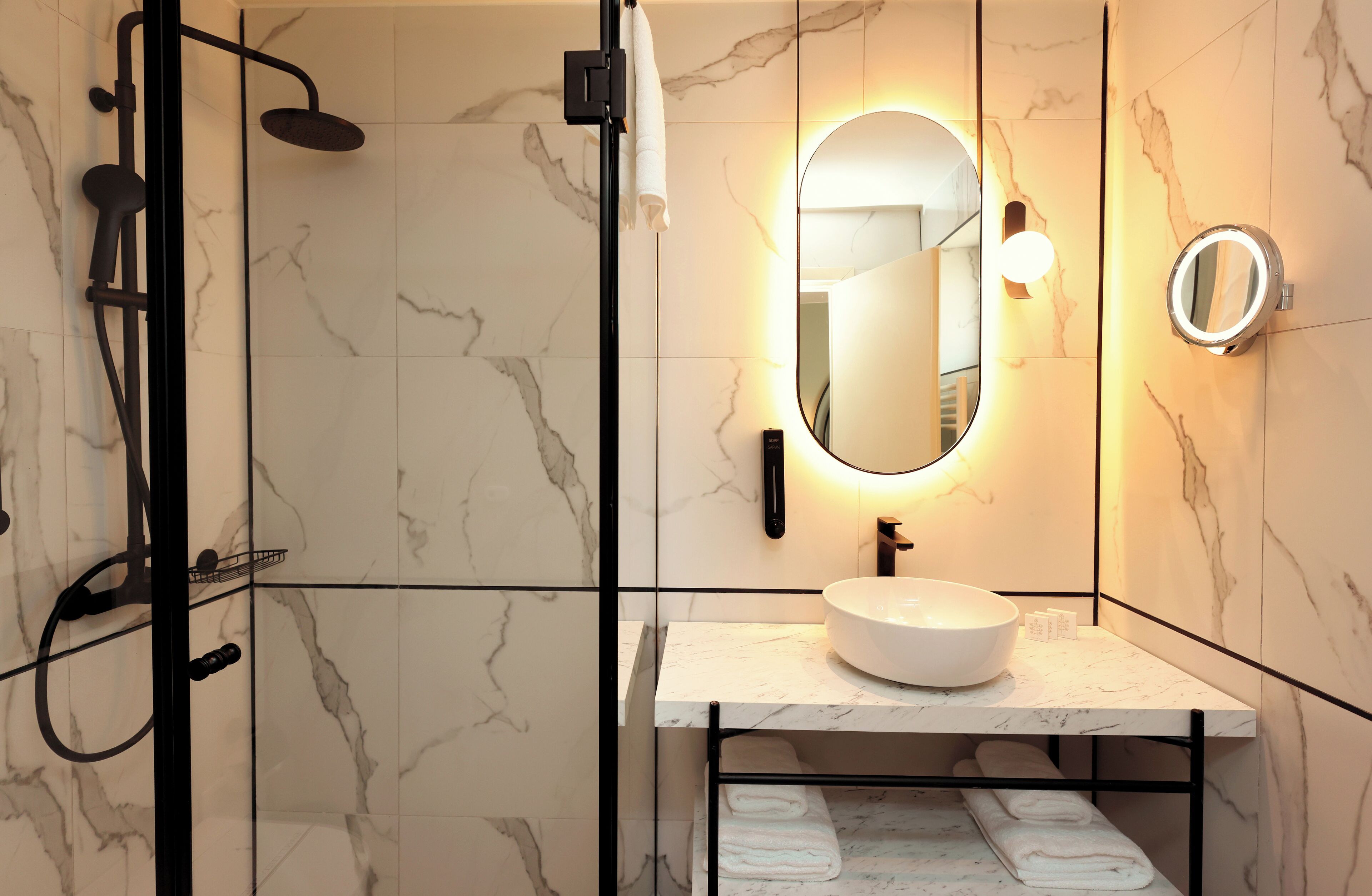 Photo - Zeus Essence Bucharest Opera