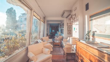 Sala de estar en el lobby