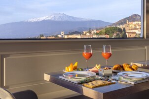 Desayuno buffet todos los días (con cargo)