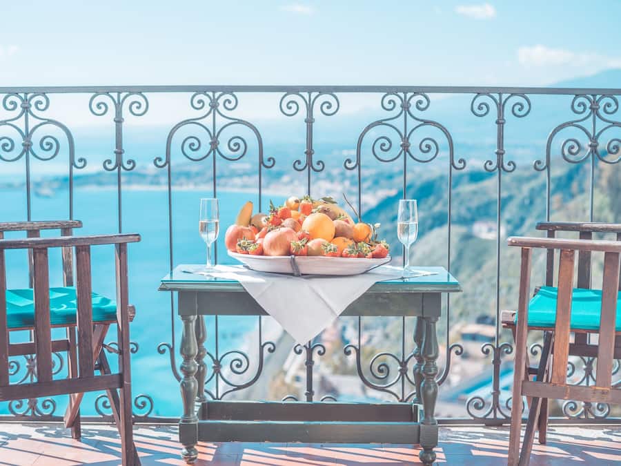 Junior Suite panoramica con balcone | Strand-/Meerblick