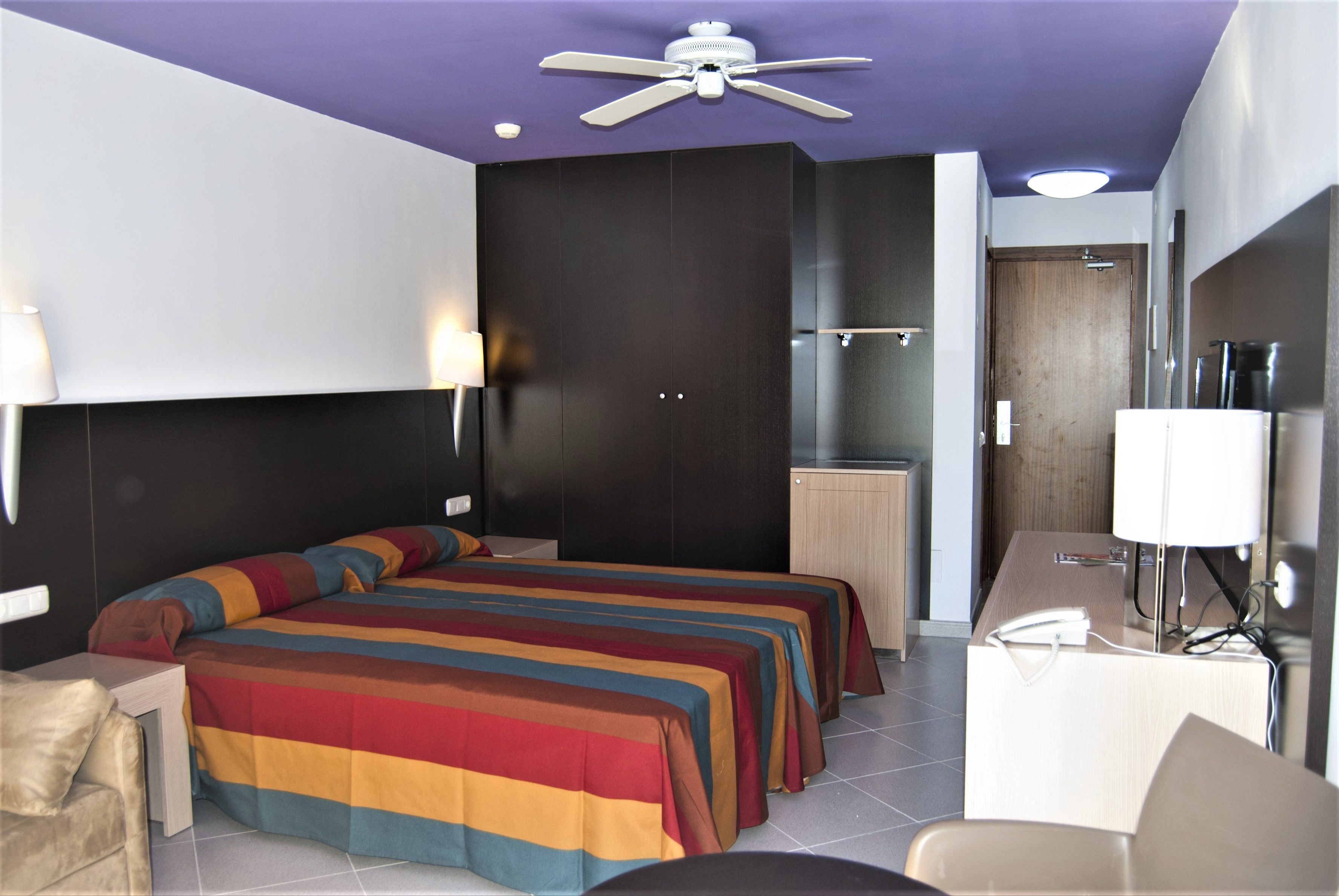 1 bedroom, select comfort beds, in-room safe, desk