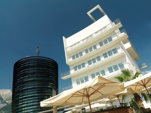 واجهة المنشأة