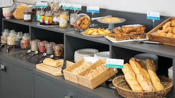 Daily buffet breakfast (EUR 14 per person)