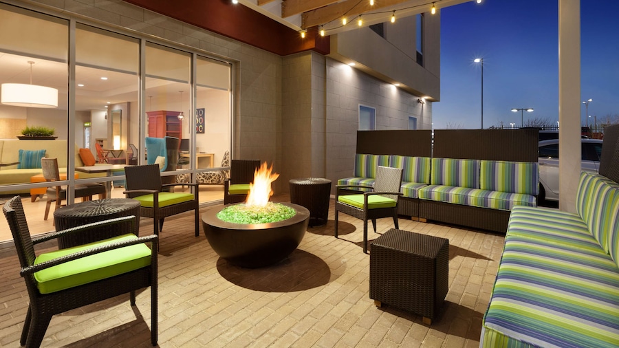 Home2 Suites by Hilton El Paso Airport, TX