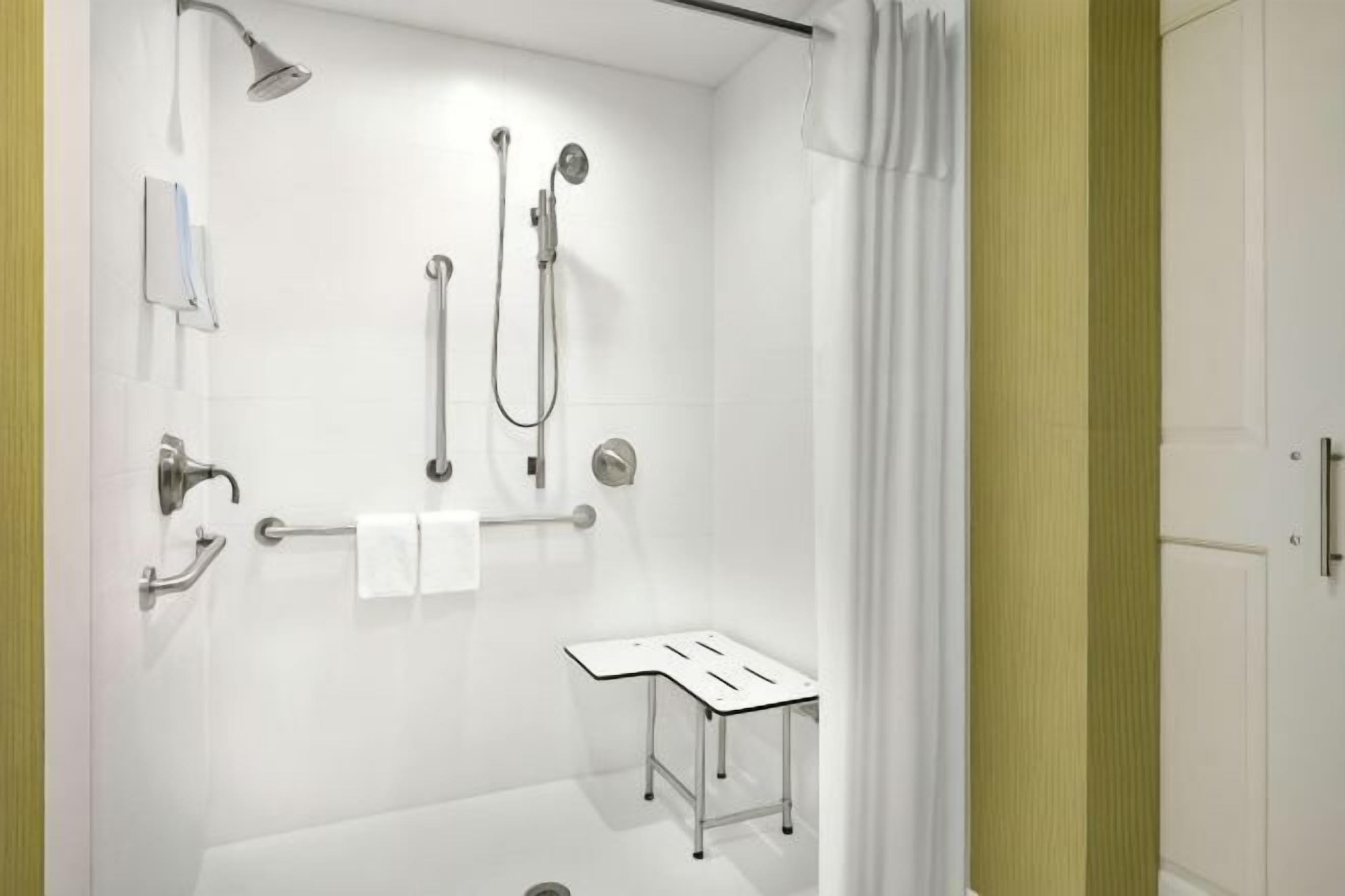 Bathroom | Designer toiletries, hair dryer, bathrobes, towels