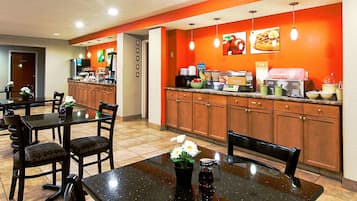 Free daily continental breakfast