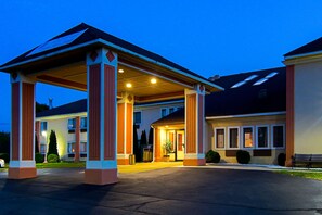 Exterior - Quality Inn Plainfield I-395 (Plainfield)