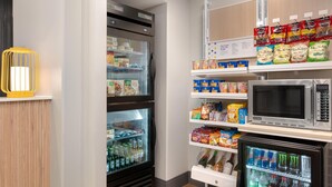 Snack bar - Spark by Hilton Douglasville Atlanta West (Douglasville)