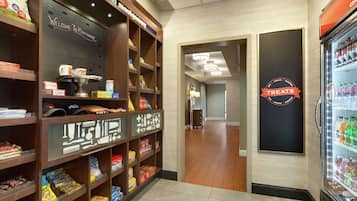 Snack bar