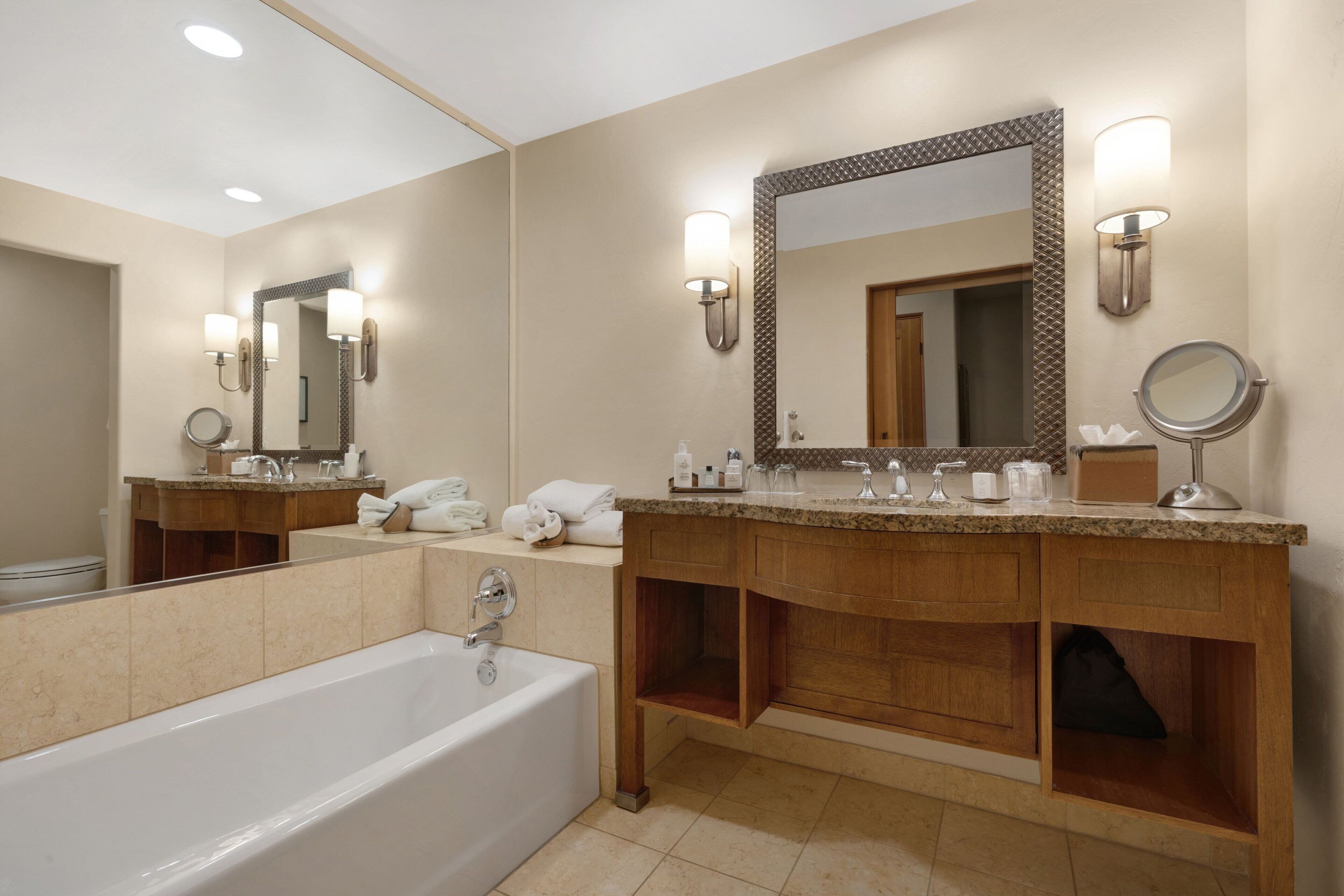 Luxury Suite, 1 Bedroom, City View | Bathroom | Separate tub and shower, designer toiletries, hair dryer, bathrobes