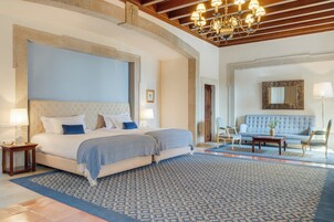 1 habitación, minibar, caja de seguridad en la habitación y escritorio 