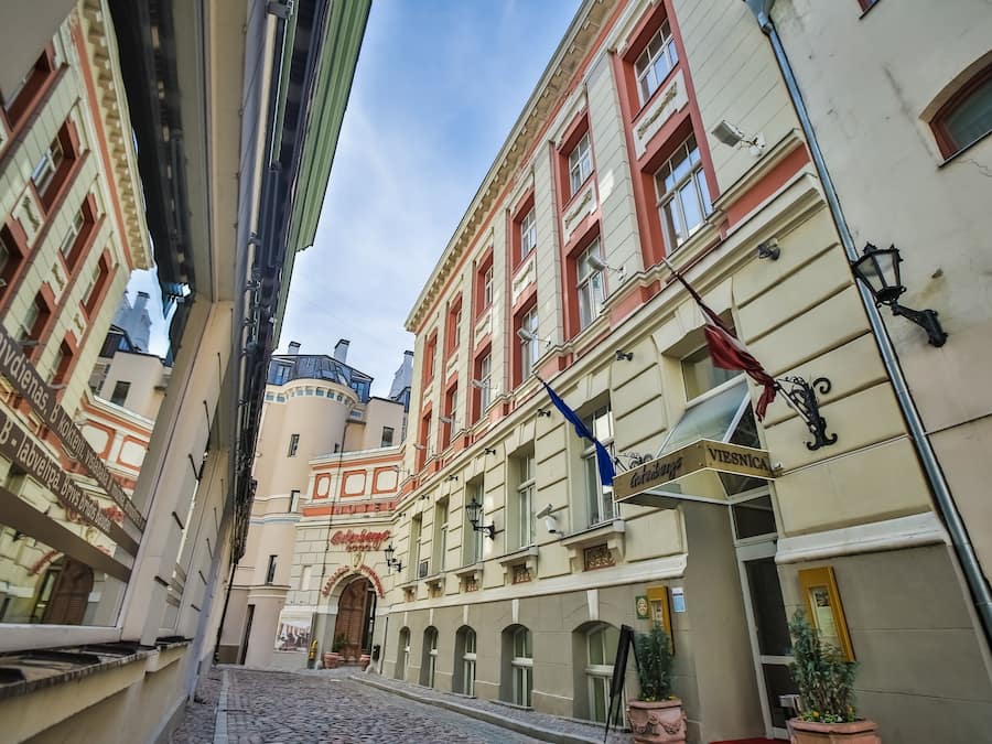 Entrada de la propiedad