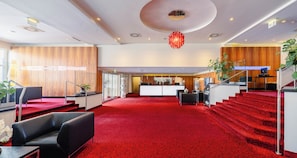 Lobby - PLAZA INN Wels (Wels)