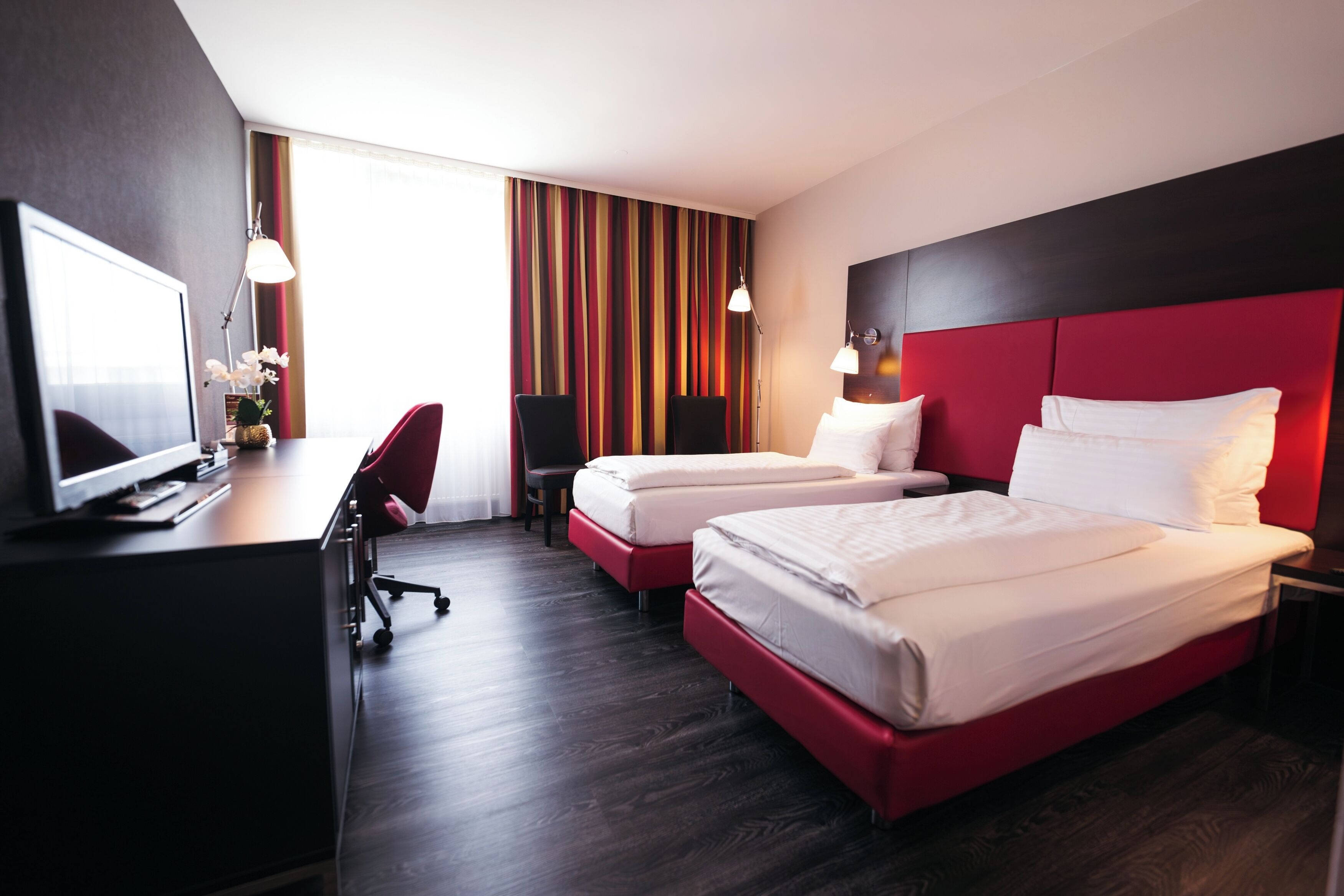 Ropa de cama de alta calidad y minibar 