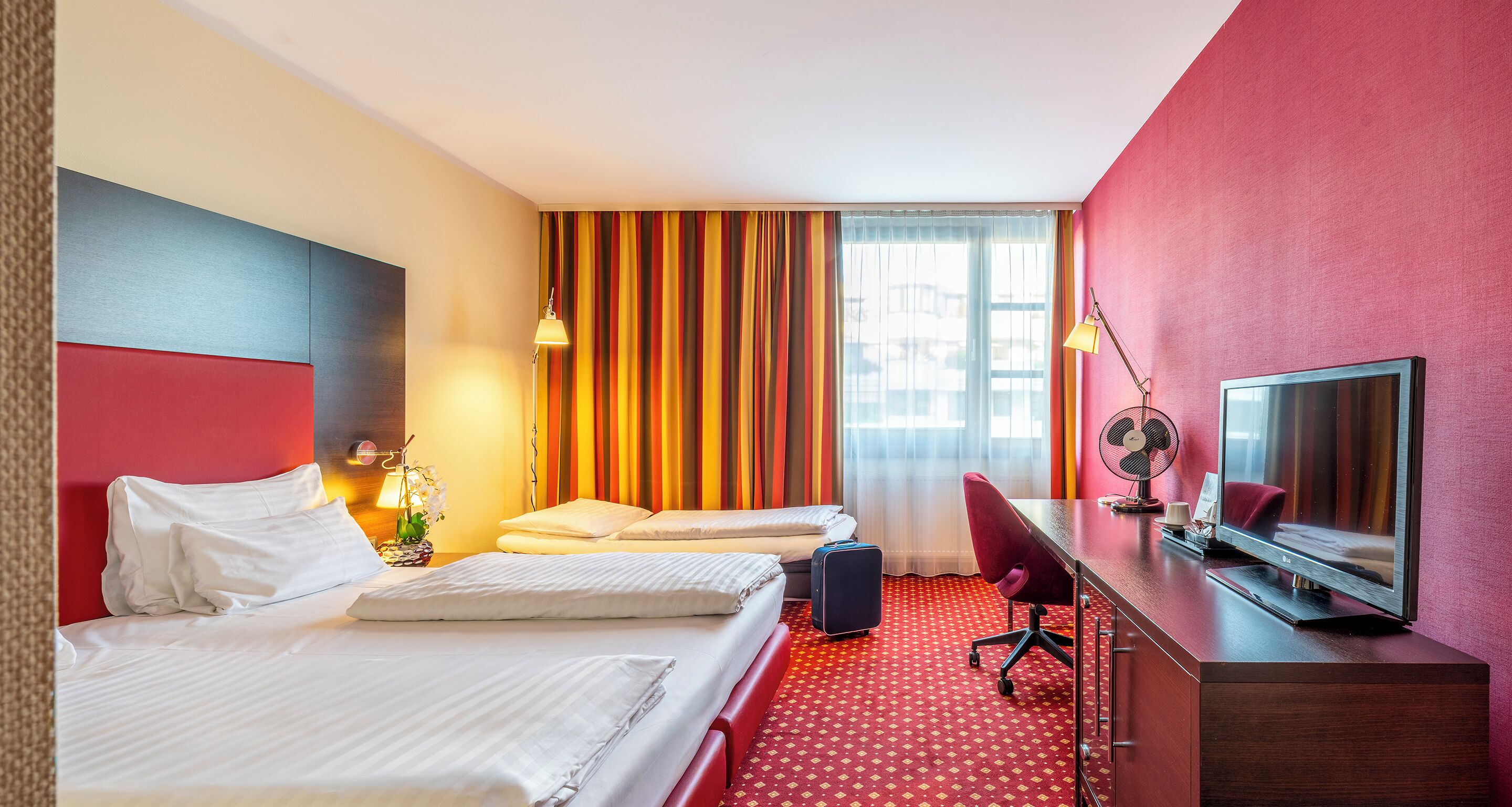 Comfort Triple Room | Premium bedding, minibar, in-room safe, individually decorated