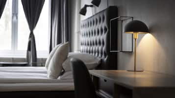 Double Room | Premium bedding, iron/ironing board, free cribs/infant beds, free WiFi