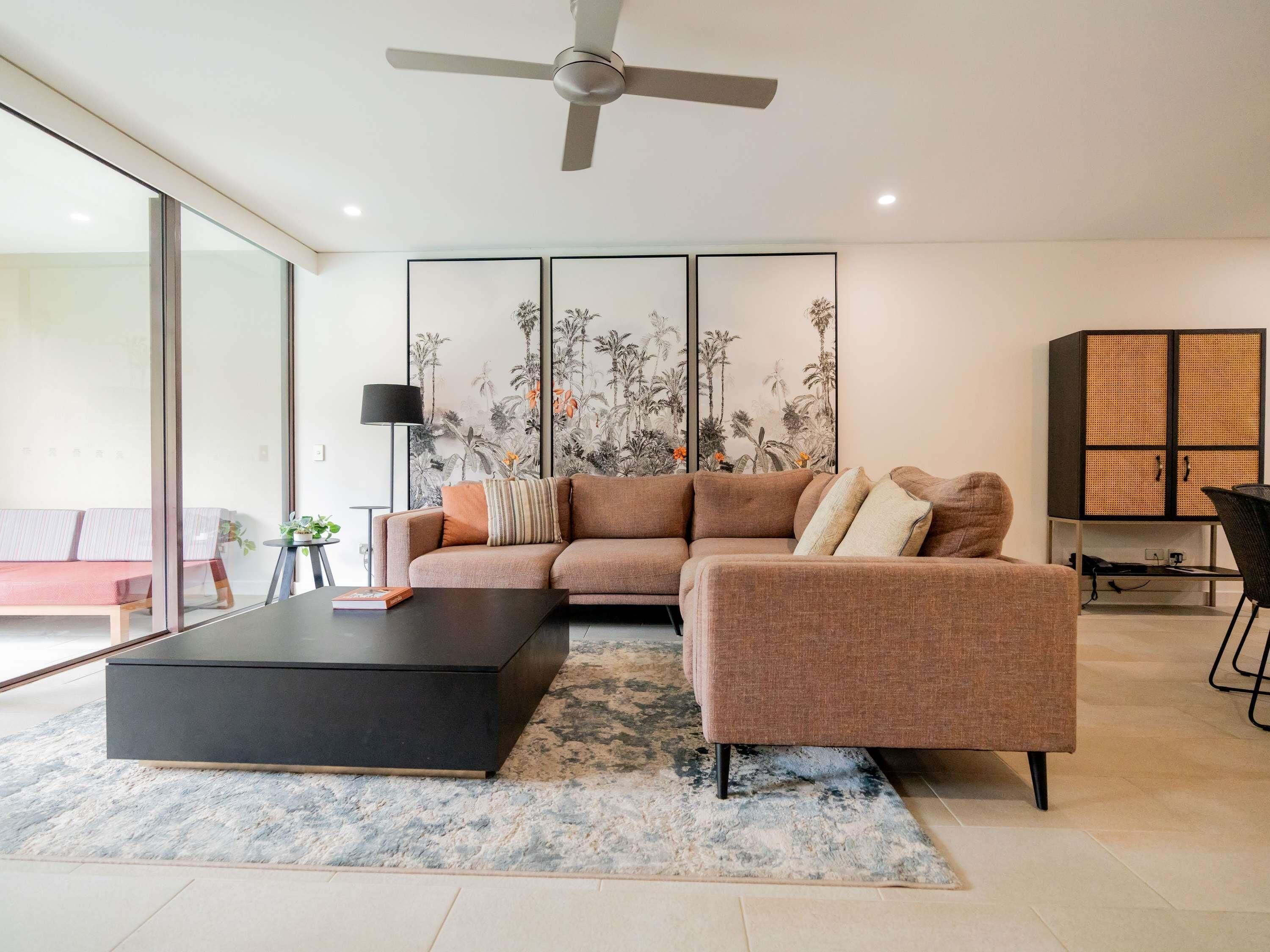 Apartamento, 2 habitaciones, piscina privada | Ropa de cama hipoalergénica, caja fuerte, cortinas opacas