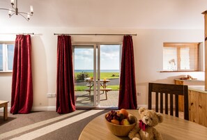 Suite, 2 Bedrooms, Non Smoking | In-room safe, desk, iron/ironing board, free cribs/infant beds