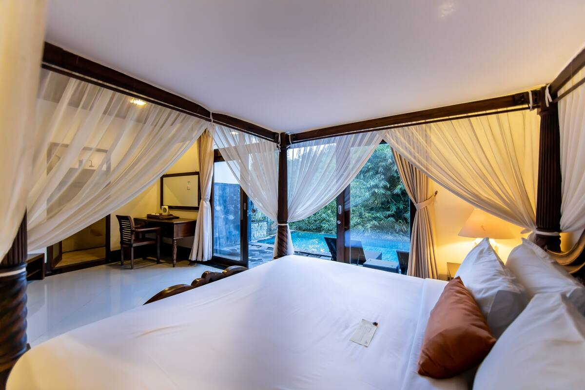 three bedroom pool villa with valley view | 2 bedrooms, premium bedding, minibar, in-room safe