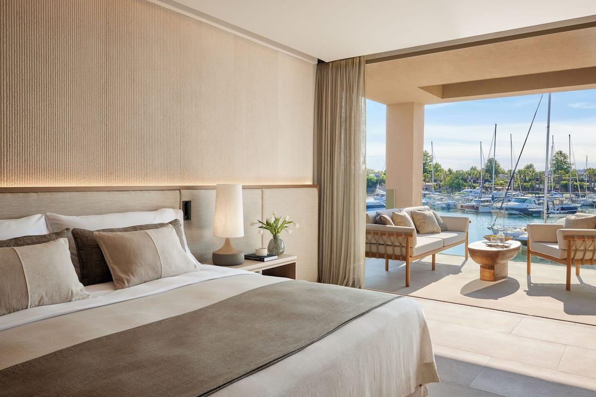 One Bedroom Residence Grand Balcony Marina Front