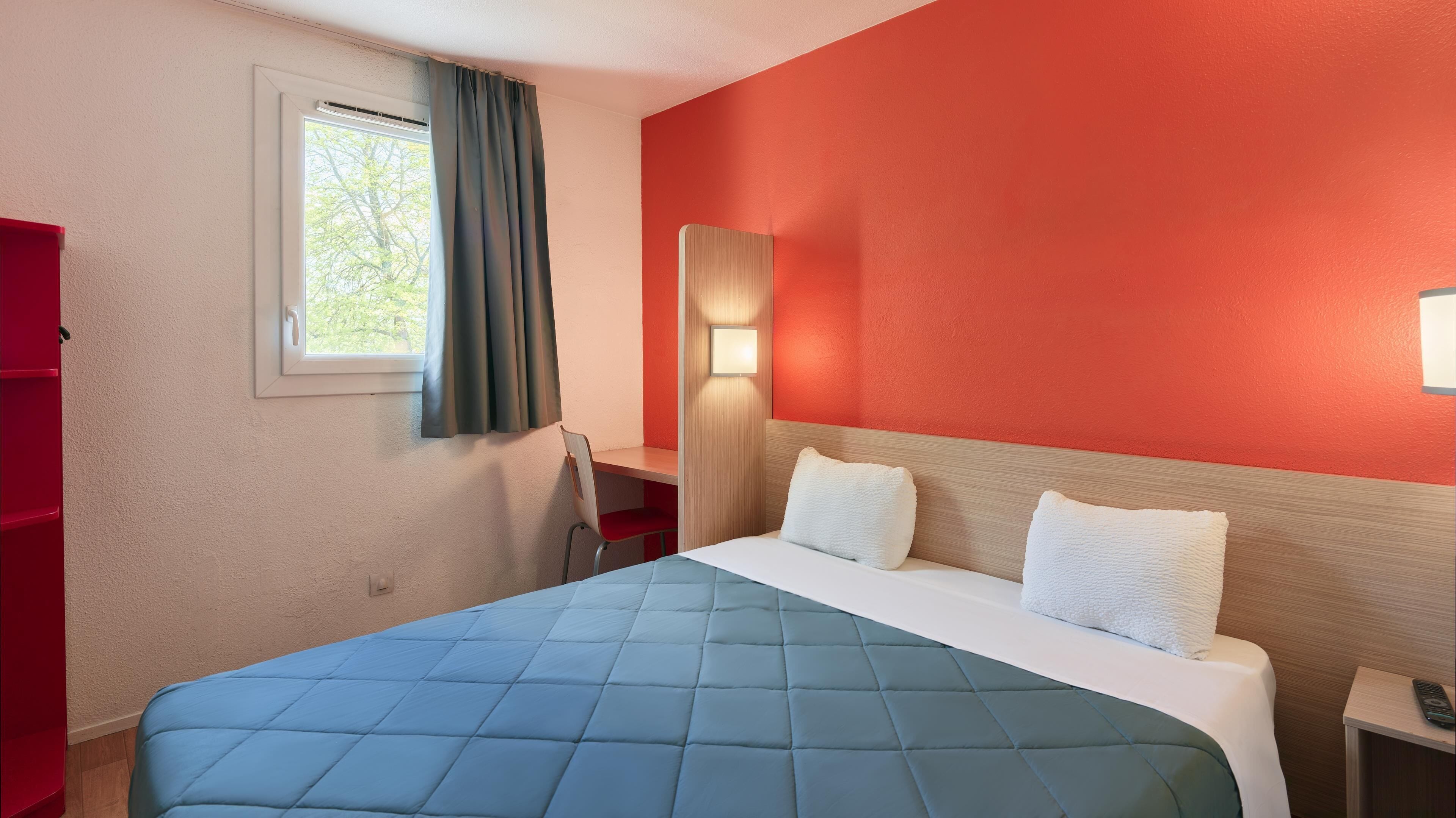 Chambre Standard, 1 lit double | Bureau, rideaux occultants, chambres insonorisées, Wi-Fi gratuit