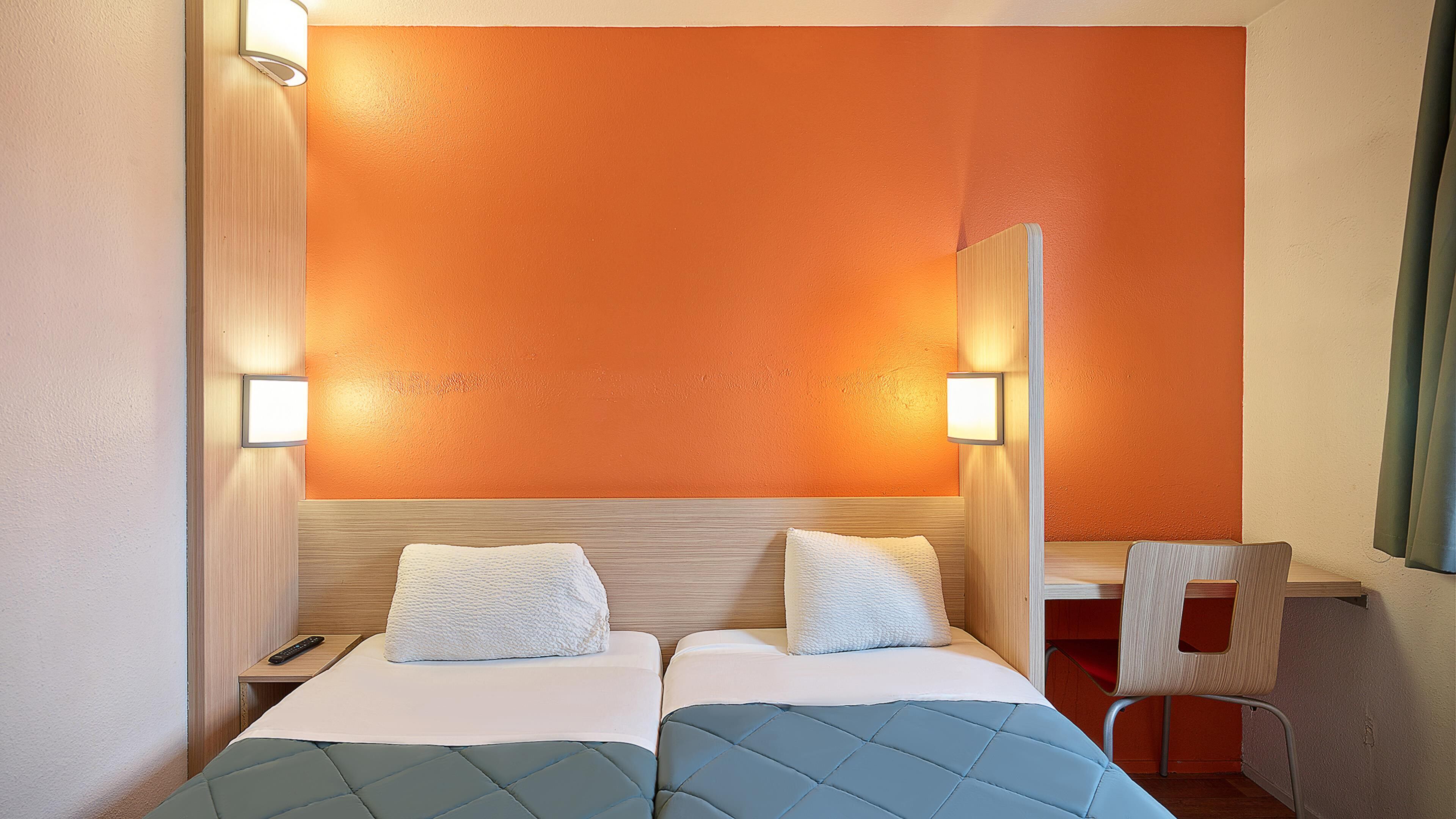 Desk, blackout drapes, soundproofing, free WiFi