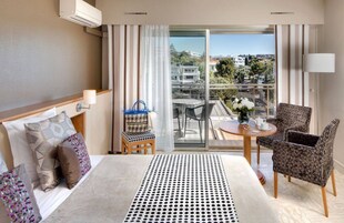 Comfort Double or Twin Room, Terrace | In-room safe, desk, soundproofing, travel crib