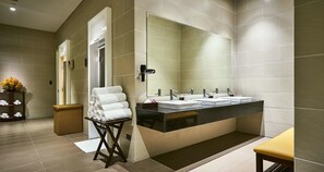Couples treatment rooms