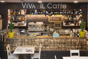 Breakfast (EUR 12.00 per person)