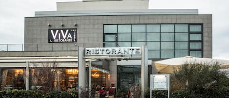 Fachada da propriedade