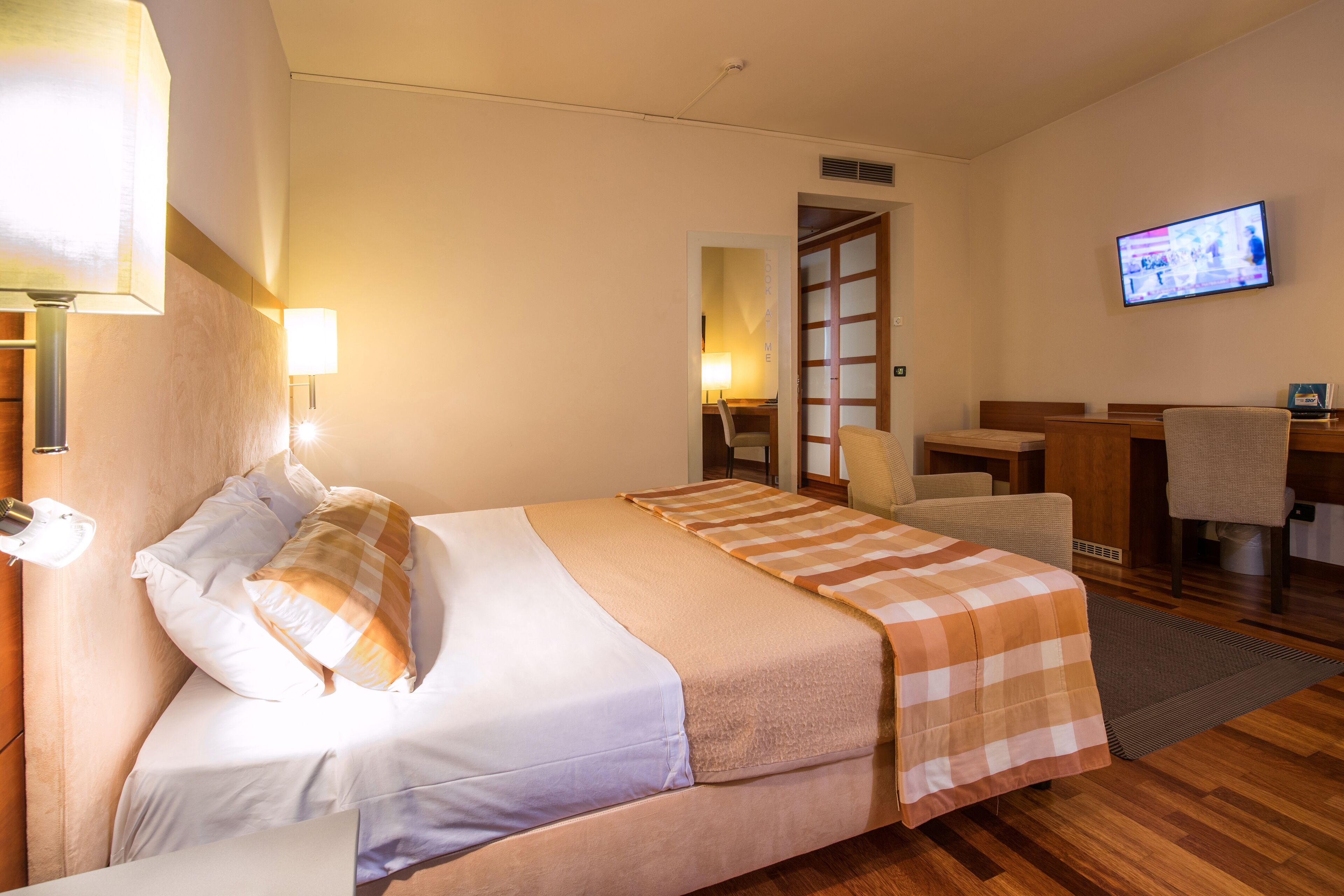 minibar, in-room safe, desk, soundproofing