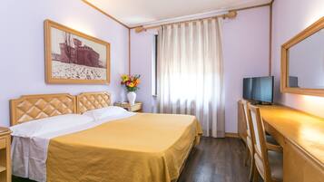 Minibar, in-room safe, soundproofing, free cribs/infant beds